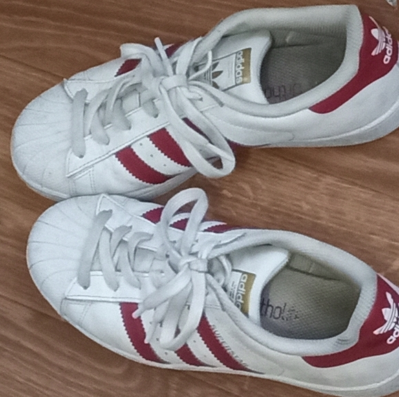 Adidas shell toes maroon stripes - Picture 2 of 2